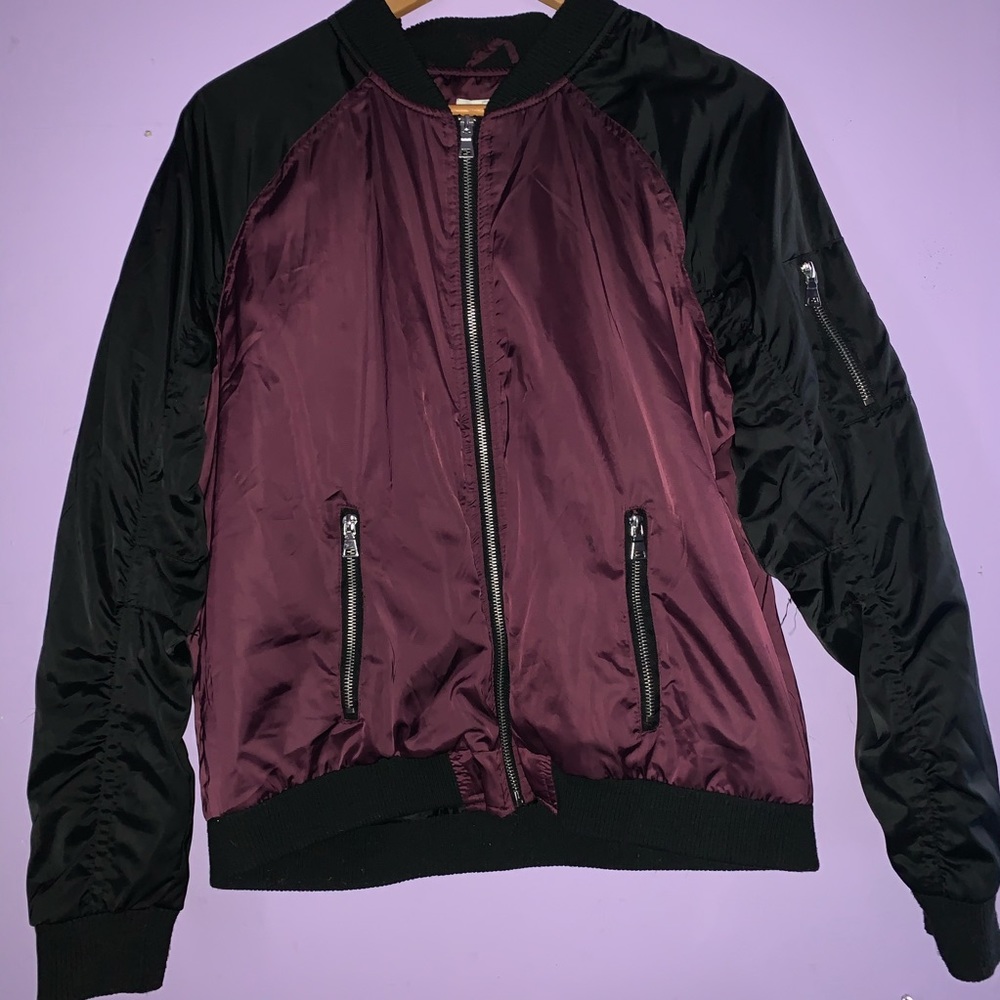 Bomber jacket